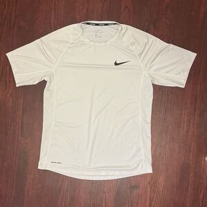 Nike pro dri fit short sleeve shirt